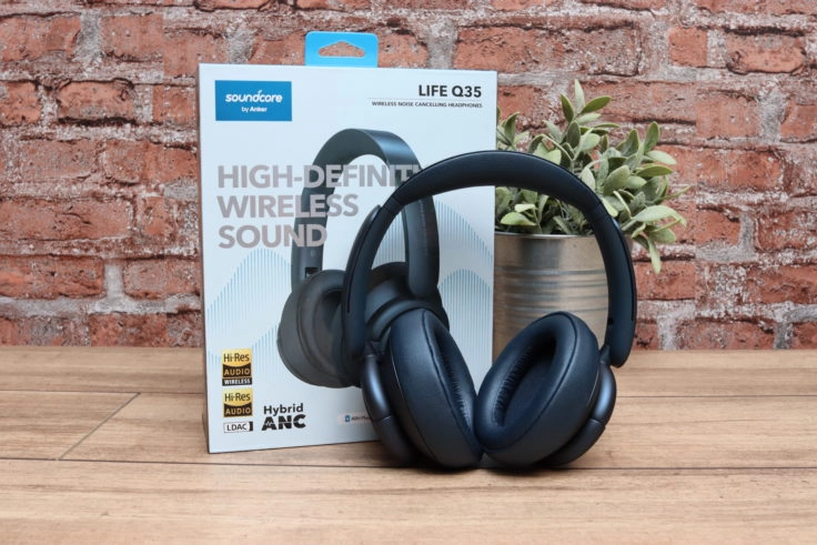 Soundcore Life Q35 Kopfhoerer mit Verpackung