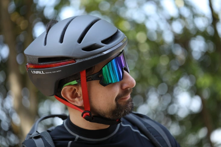 LIVALL EVO21 Fahrradhelm Profil