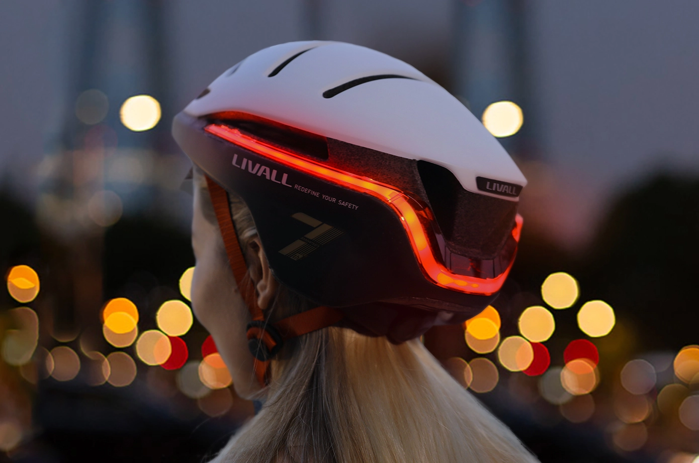 LIVALL EVO21 Fahrradhelm Rueckseite LIVALL EVO21 Fahrradhelm Rueckseite