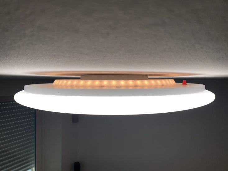 Yeelight 550C YLXD013-C unter der Decke