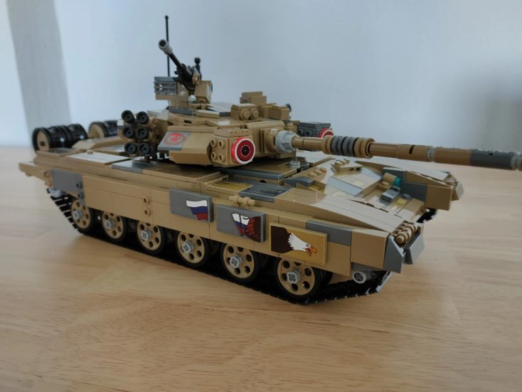 CaDA T90 Panzer C61003W mit Aufklebern 1