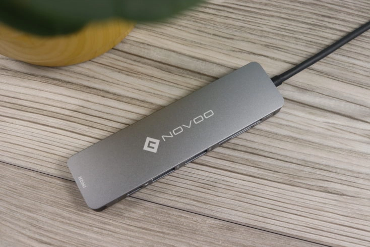 Novoo 6 in 1 USB-C Hub