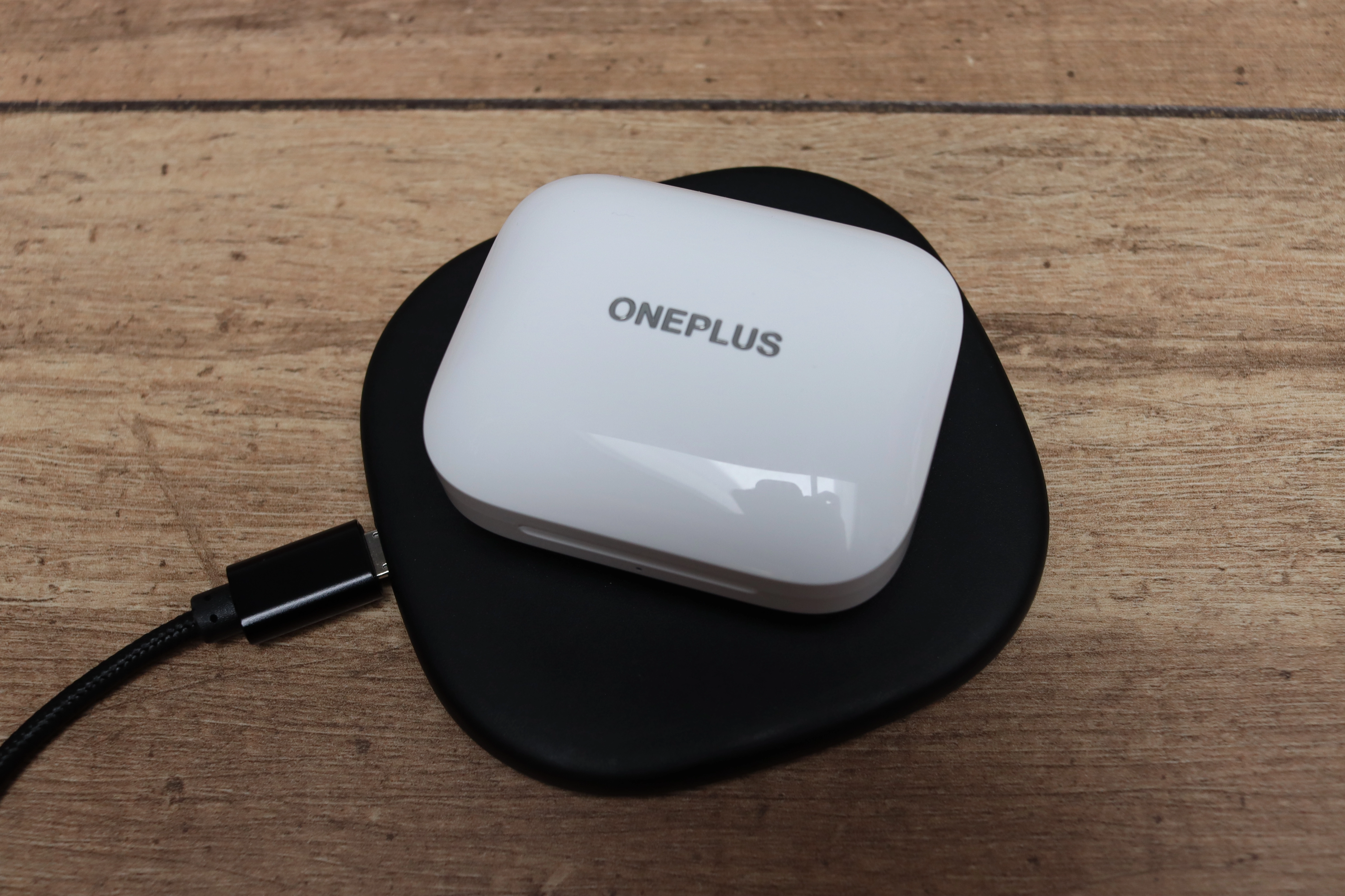OnePlus Buds Pro Kopfhoerer kabellos Laden