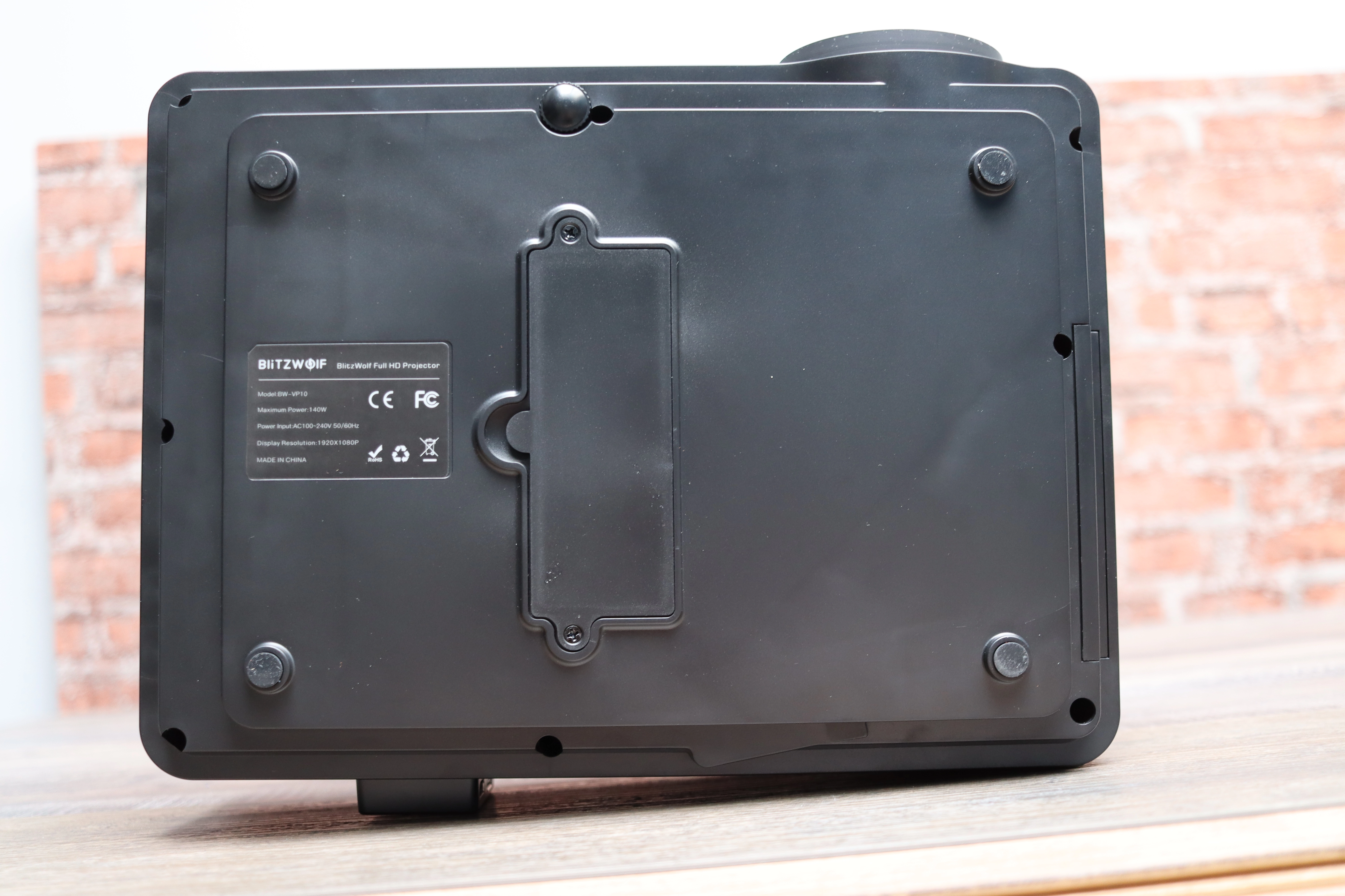 Blitzwolf BW-VP10 Full HD Beamer Unterseite