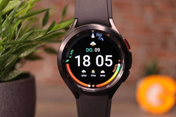 Samsung Galaxy Watch 4 Watchface schwarz digital