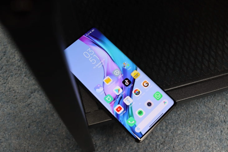 Xiaomi Mix 4 Smartphone Lifestyle ganz