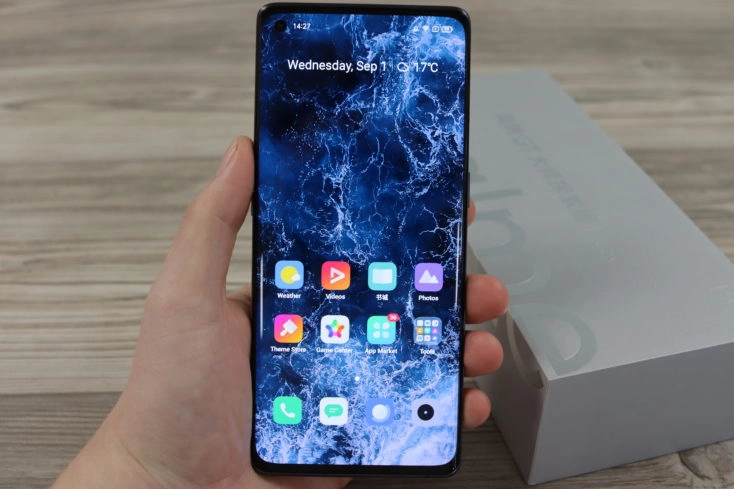 realme GT Master Explorer Display