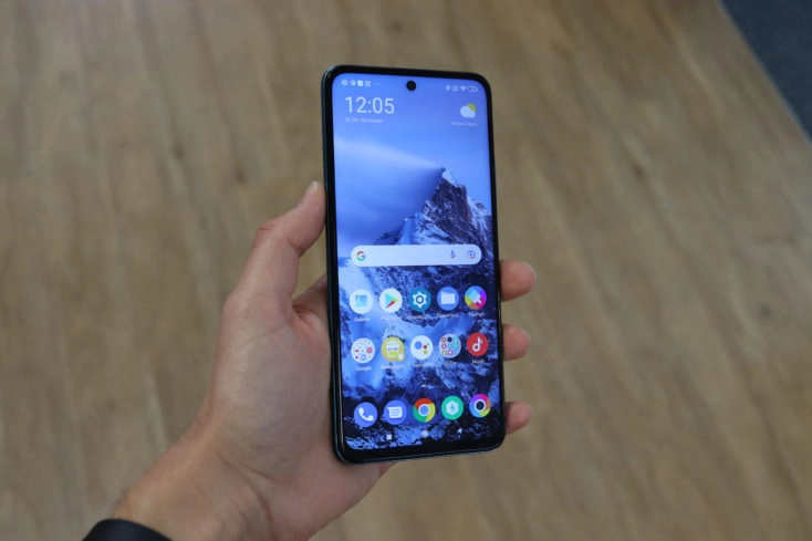 POCO M4 Pro Smartphone Display