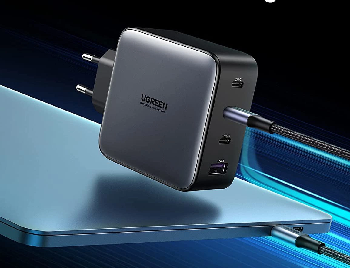 UGREEN 100W USB-C Ladegeraet Ports