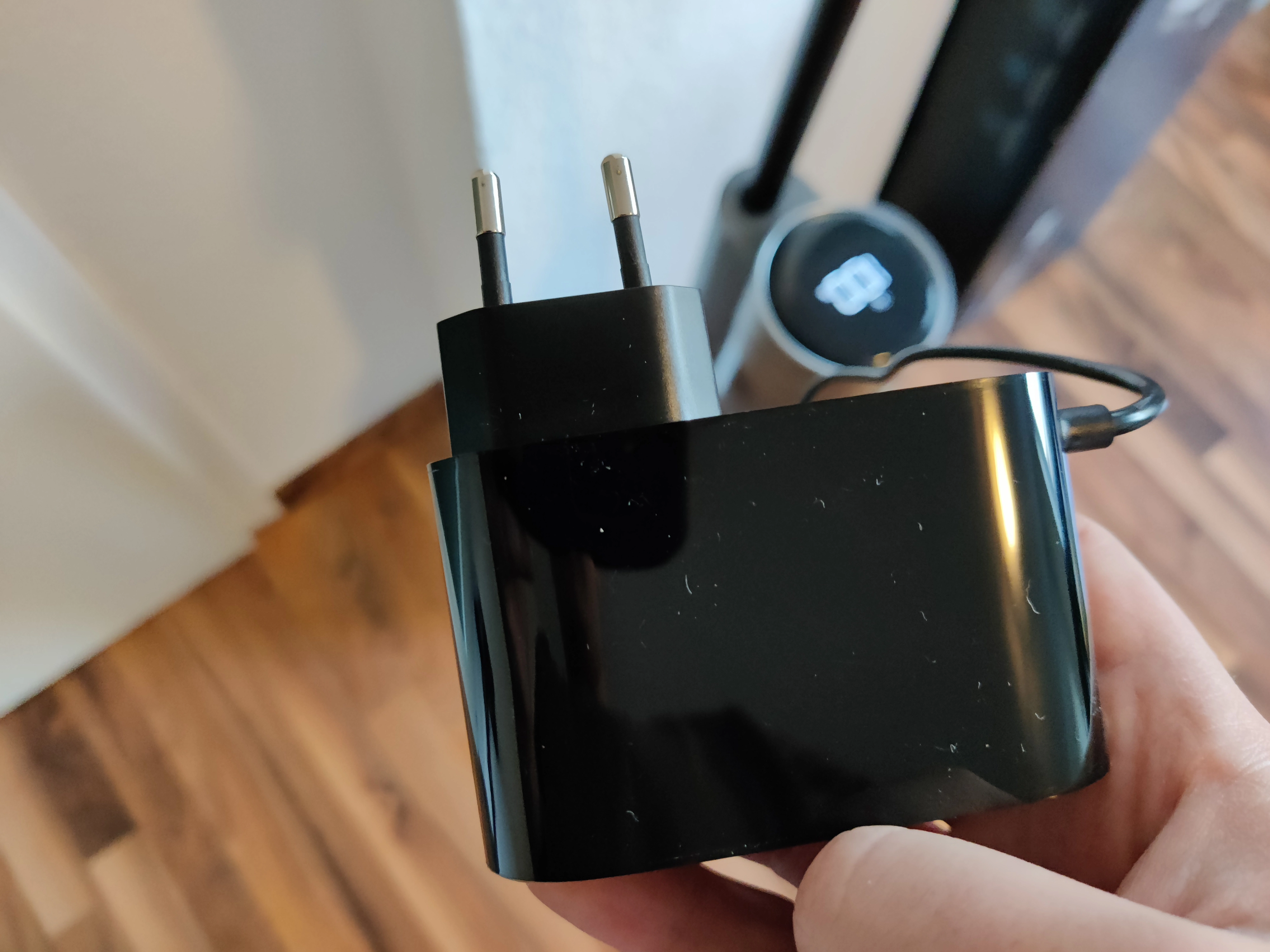 Dreame H11 Max Wisch Akkusauger Netzteil