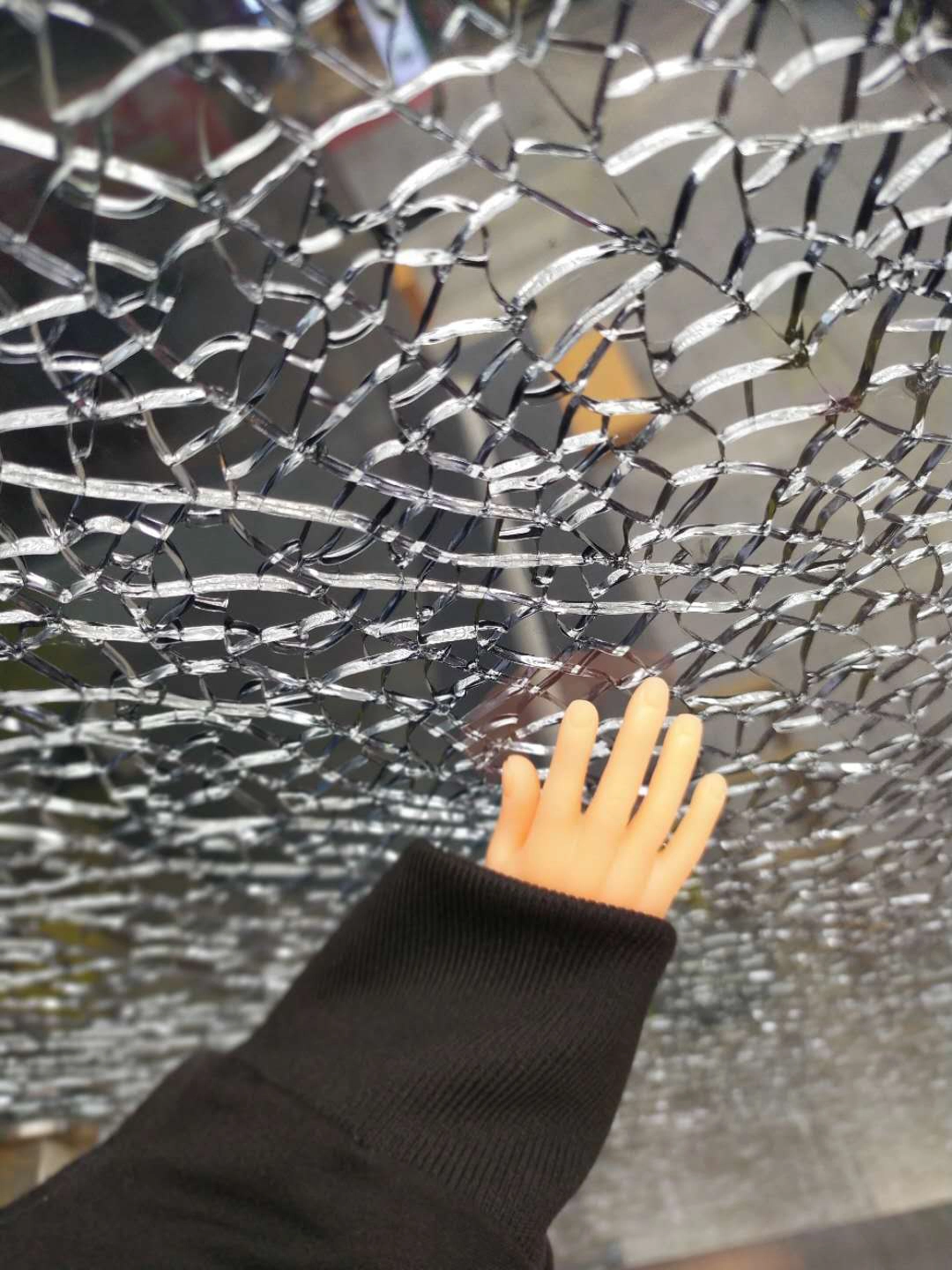 Fingerhut-Haende als Hand