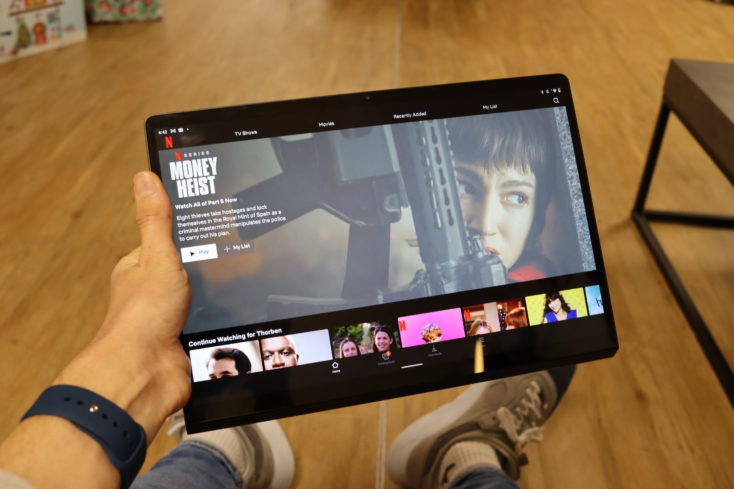Lenovo Yoga Pad Pro Netflix