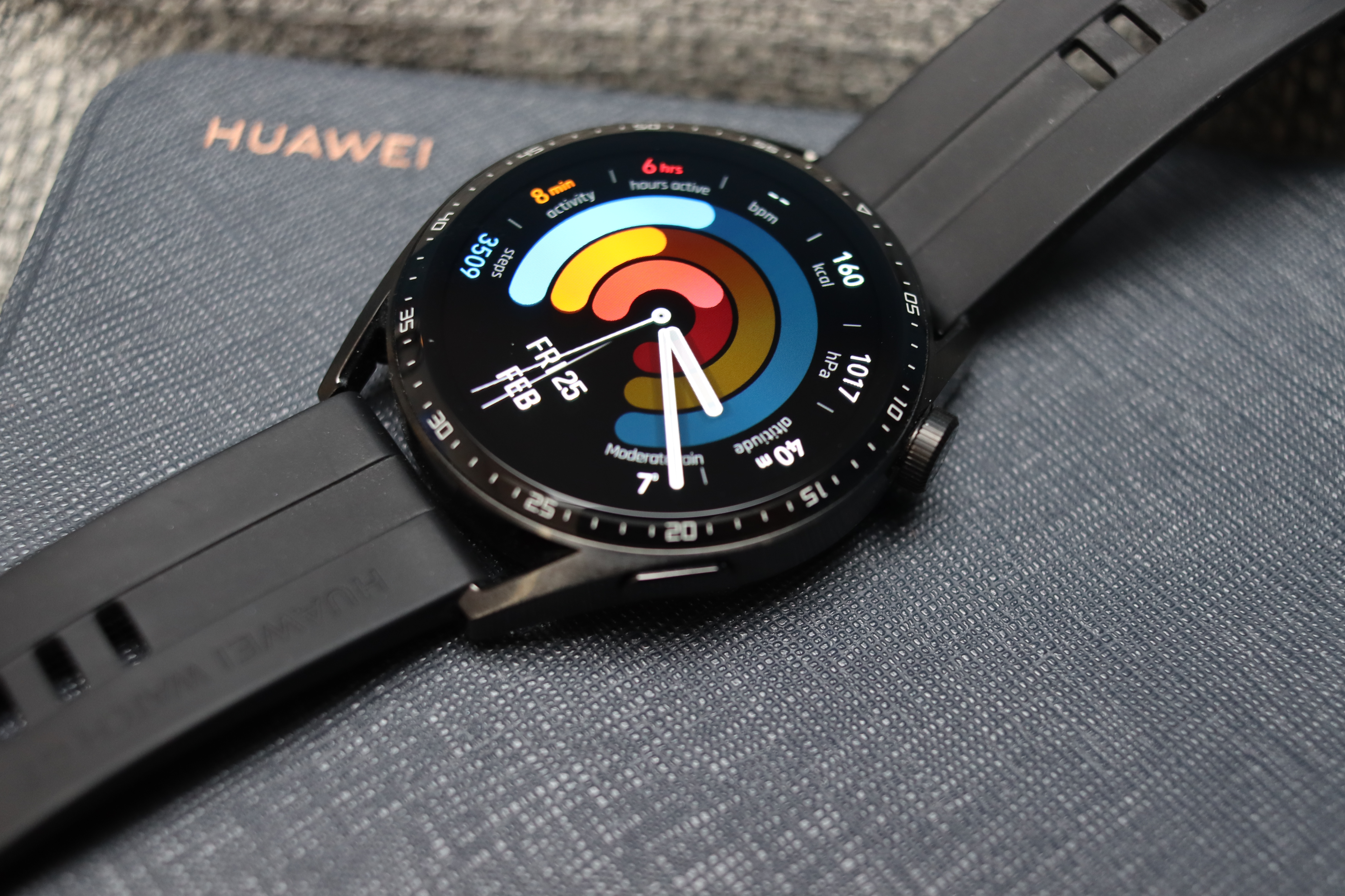 3 Test: auf GT setzt Akku Huawei Krone Watch Tagen Smartwatch die mit 14