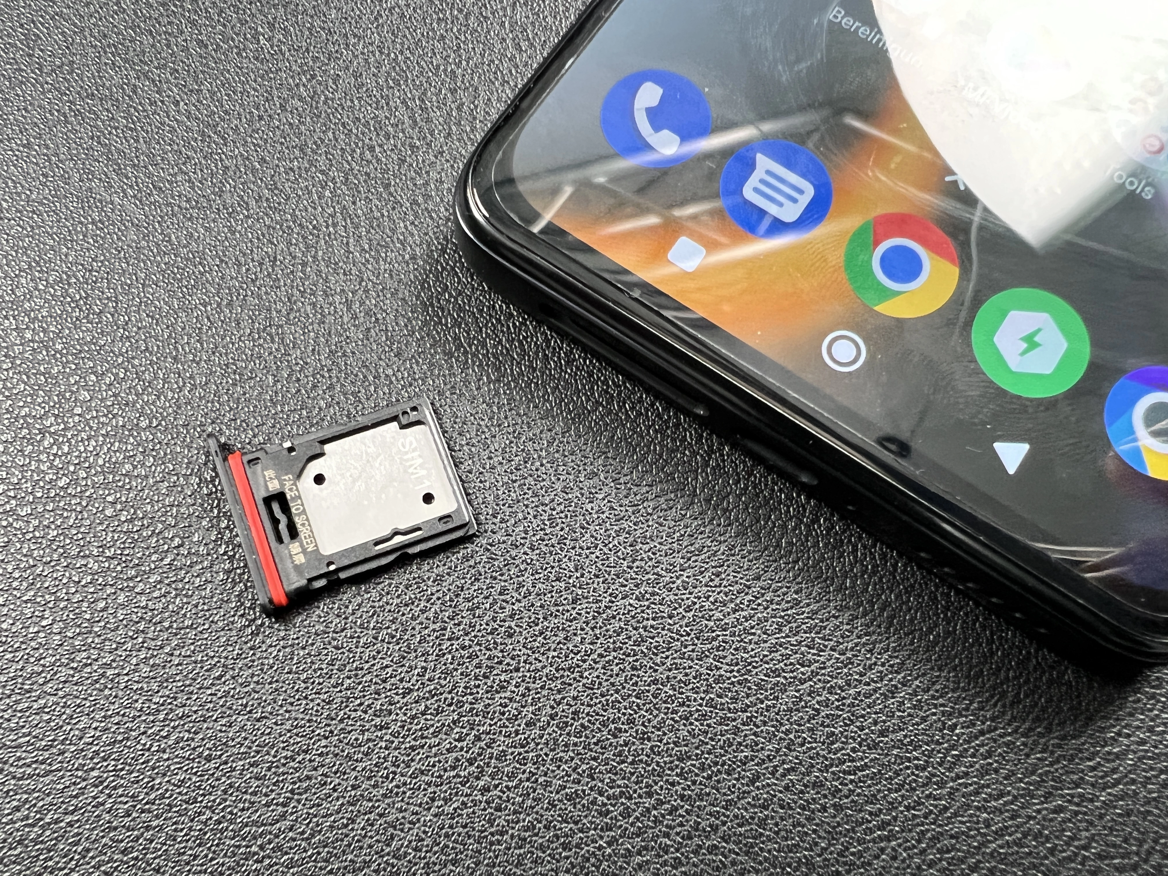 POCO X4 Pro Smartphone SIM Slot