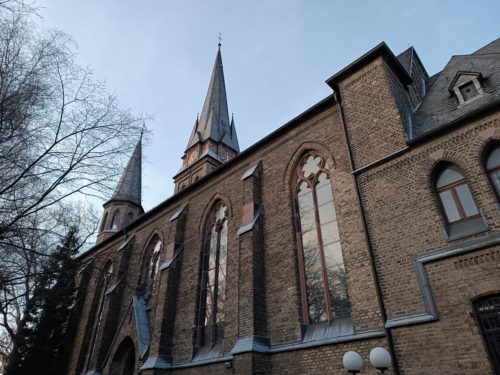 Redmi Note 11S Hauptkamera Testfoto Kirche Licht