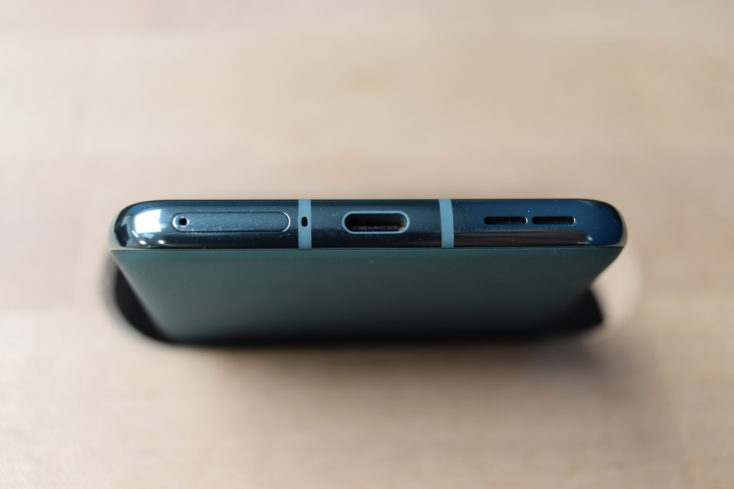 OnePlus 10 Pro Unterseite