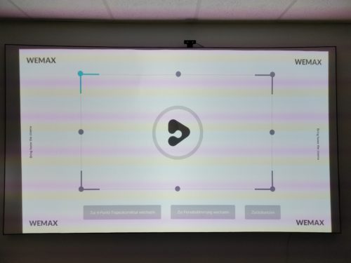 WEMAX Nova 4K Beamer Android TV Trapezkorrektur