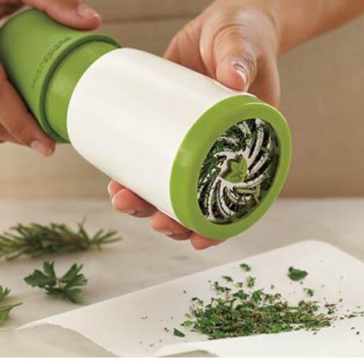 herb grinder in application