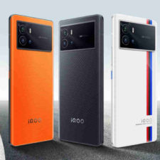 iQOO 9 Pro Handy auf Rennstrecke