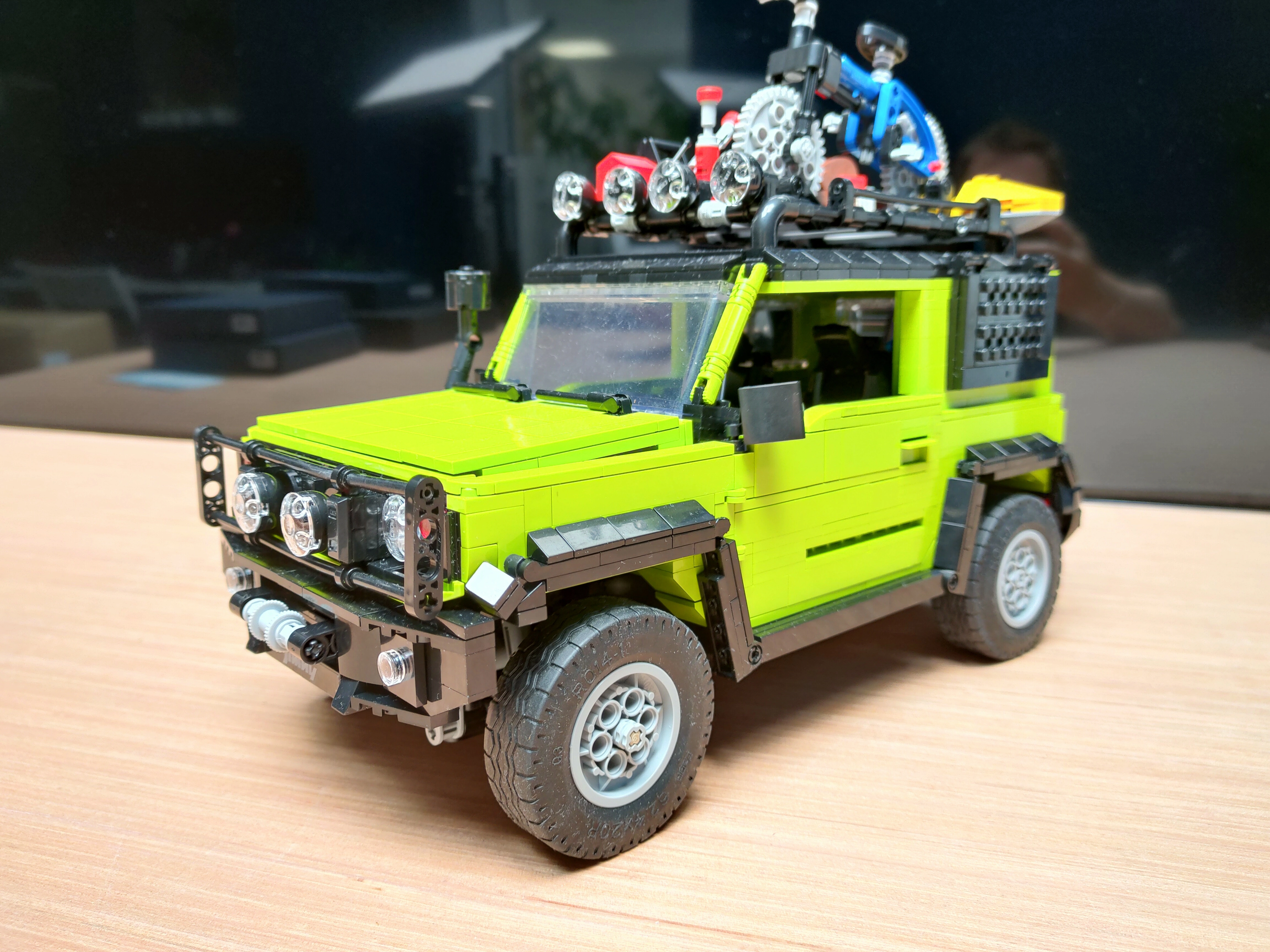 CaDA C62001W Suzuki Jimny 16