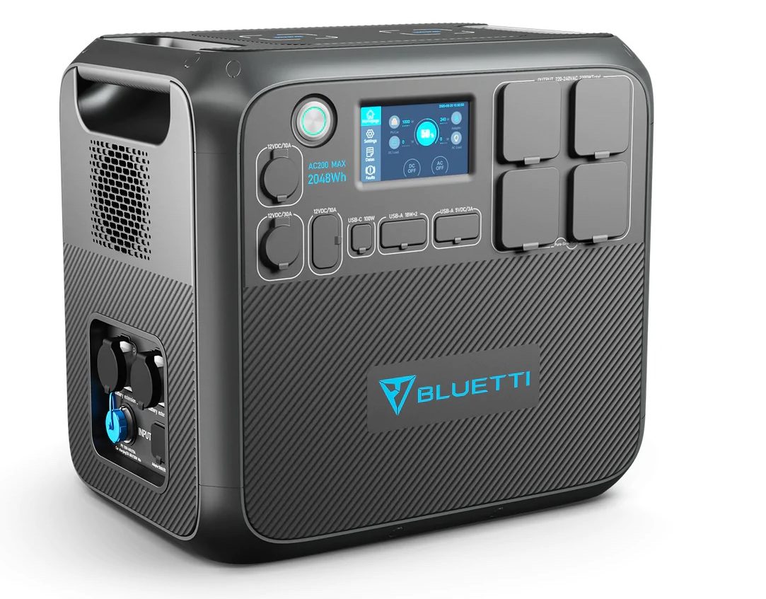 Bluetti AC200Max Powerstation mit 2200W & ModulDesign