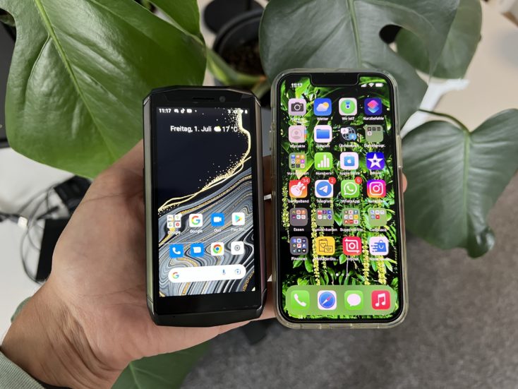 Cubot Pocket Smartphone Groesse vs iPhone
