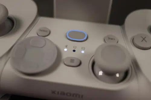 Xiaomi Gamepad Elite Mitte angeschaltet