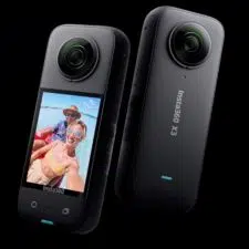 Insta360 X3 Vor- Rückseite