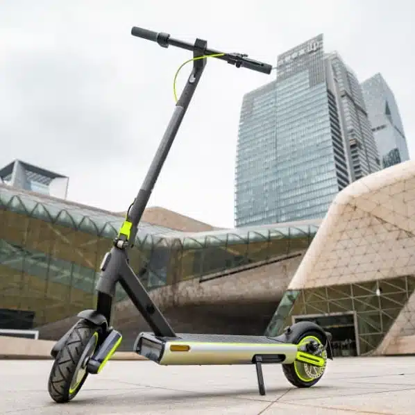 Navee S65 E-Scooter mit Straßenzulassung und Vollfederung für 549€ bei eBay