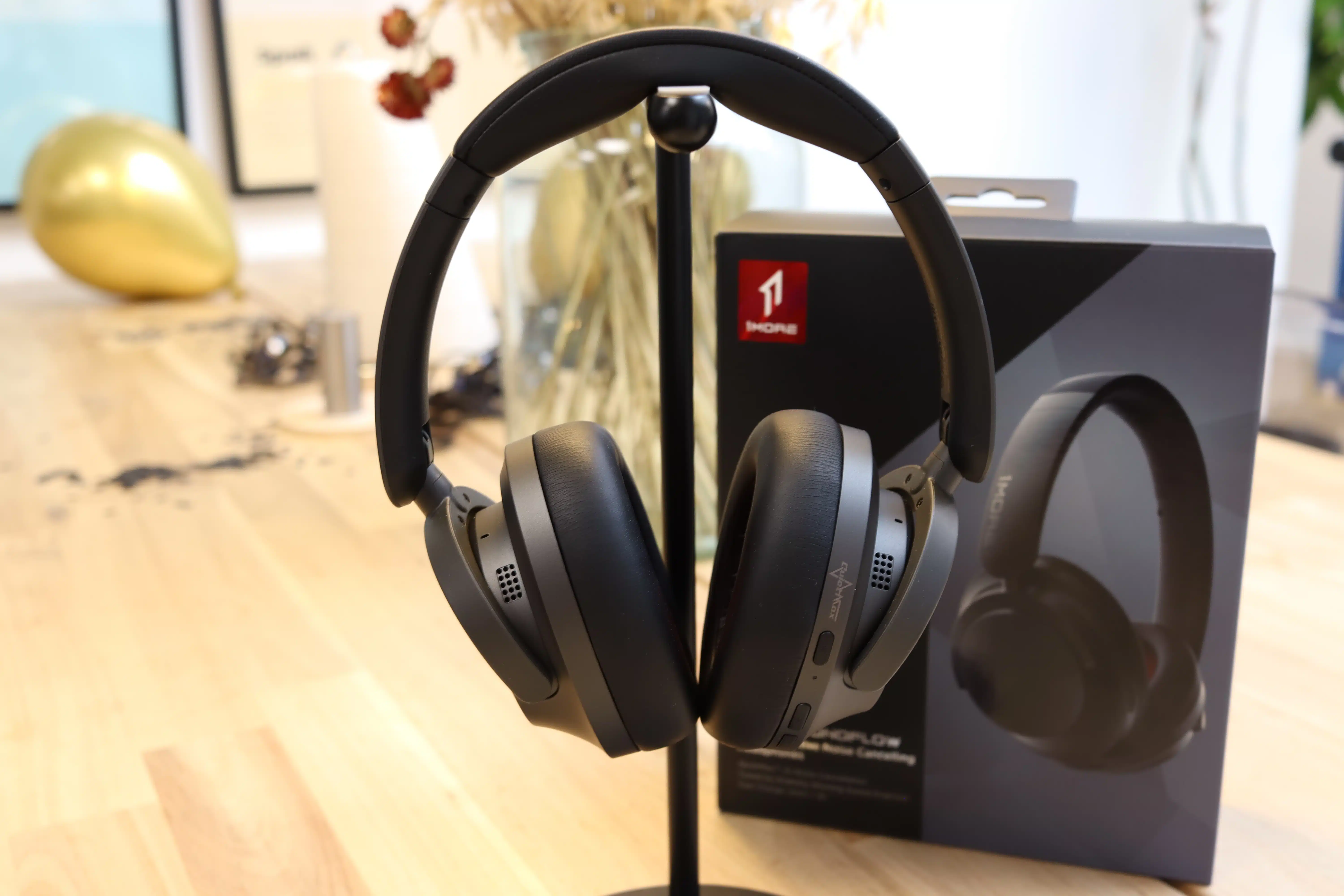 1More SonoFlow ANC Over-Ear