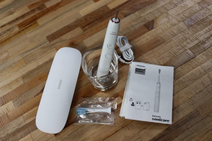 Philips Sonicare DiamondClean 9000 Lieferumfang