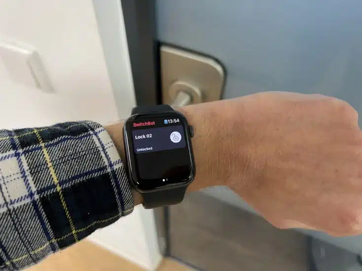 SwitchBot Lock Apple Watch