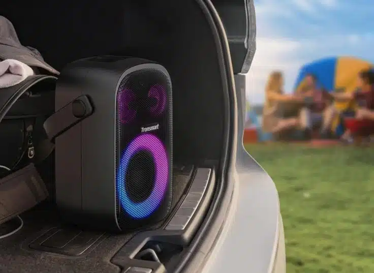 Tronsmart Halo 100 Lautsprecher im Auto