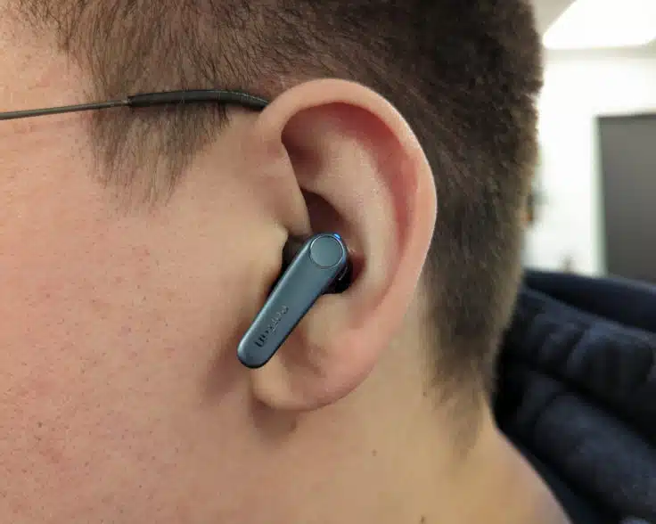 Earfun Air Pro 3 im Ohr