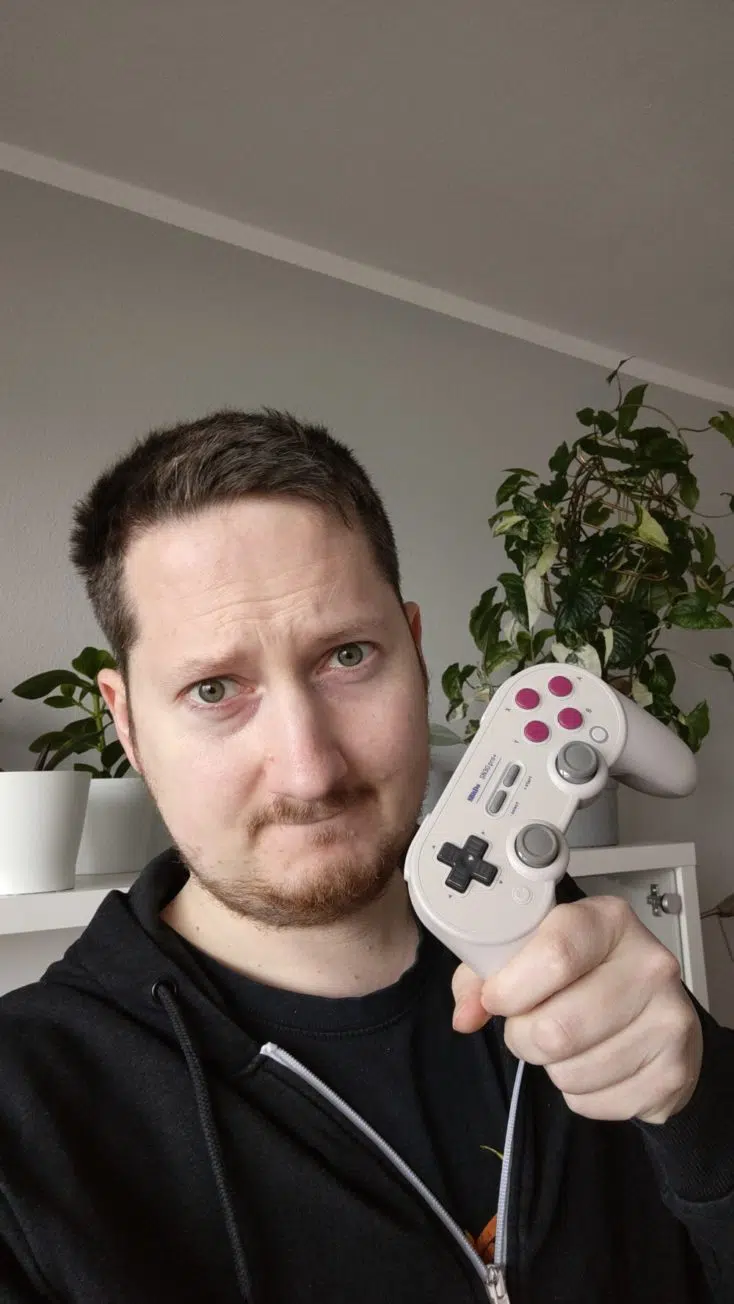 8Bitdo SN30 Pro Controller e1679051732482 8Bitdo SN30 Pro Controller e1679051732482