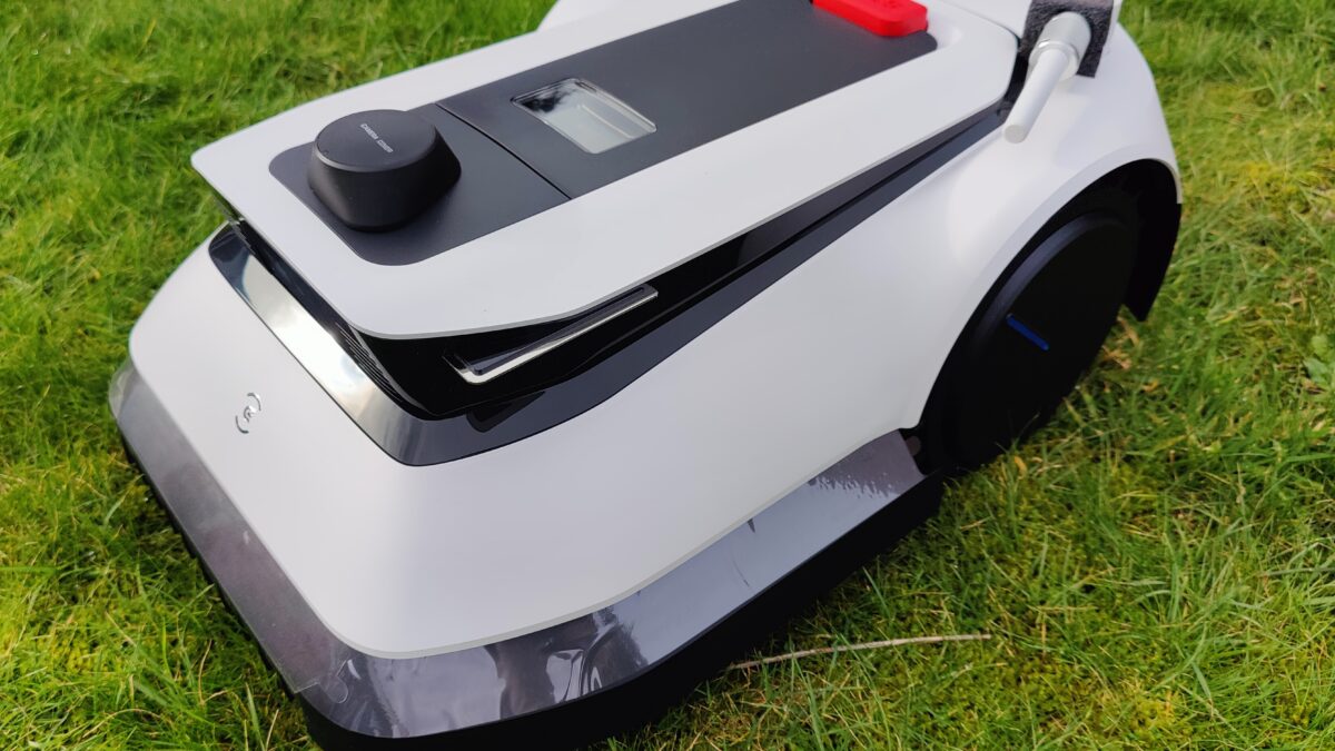 EcovacsGoatG1KameraundSensorfront