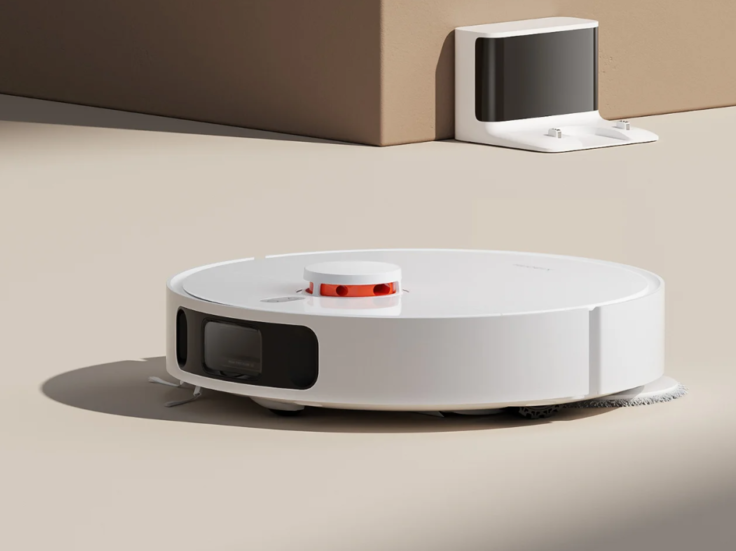 Xiaomi Robot Vacuum S10+ mit Ladestation