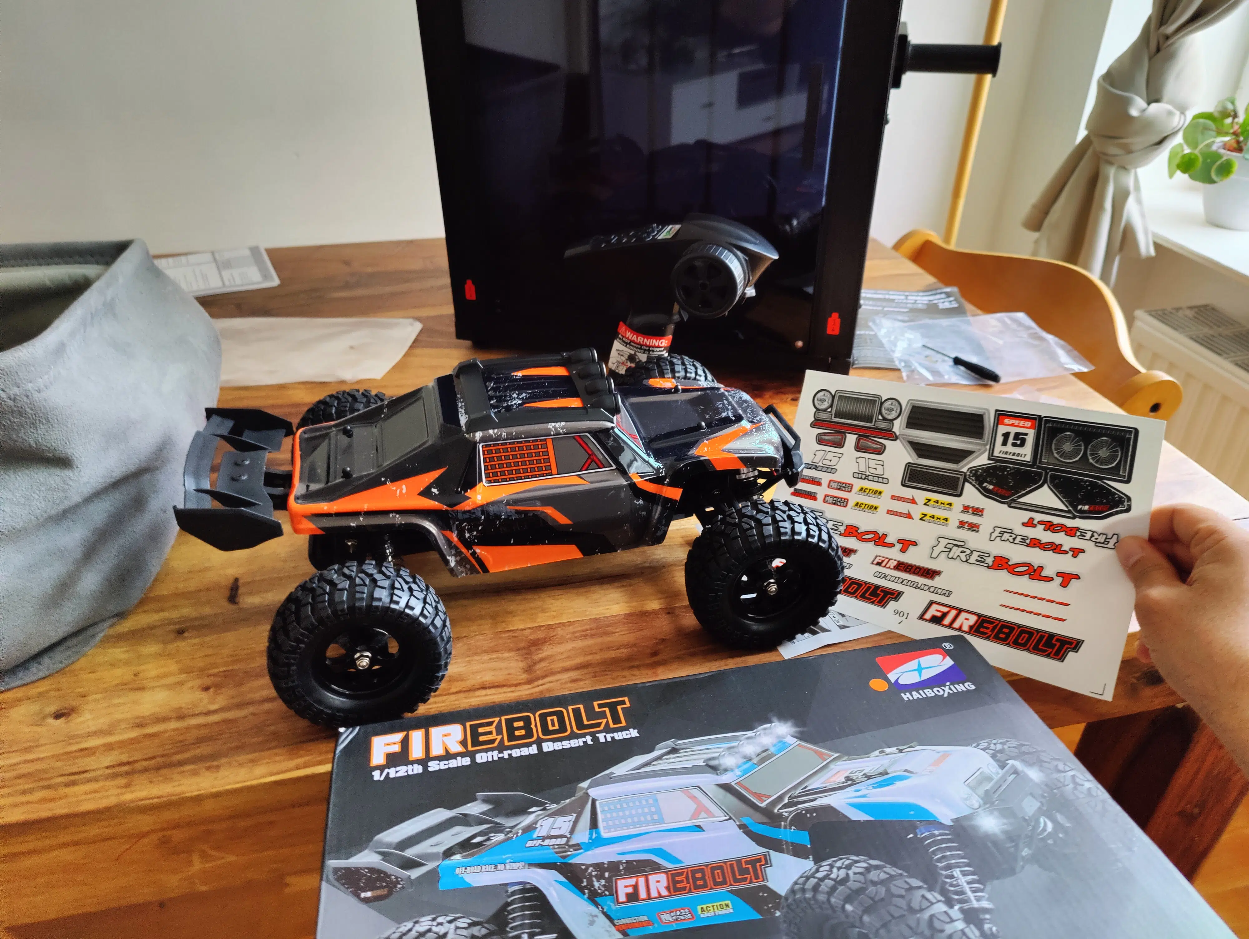 Eskalation in der Kiesgrube: HBX 901A FIREBOLT RC-Auto im Test