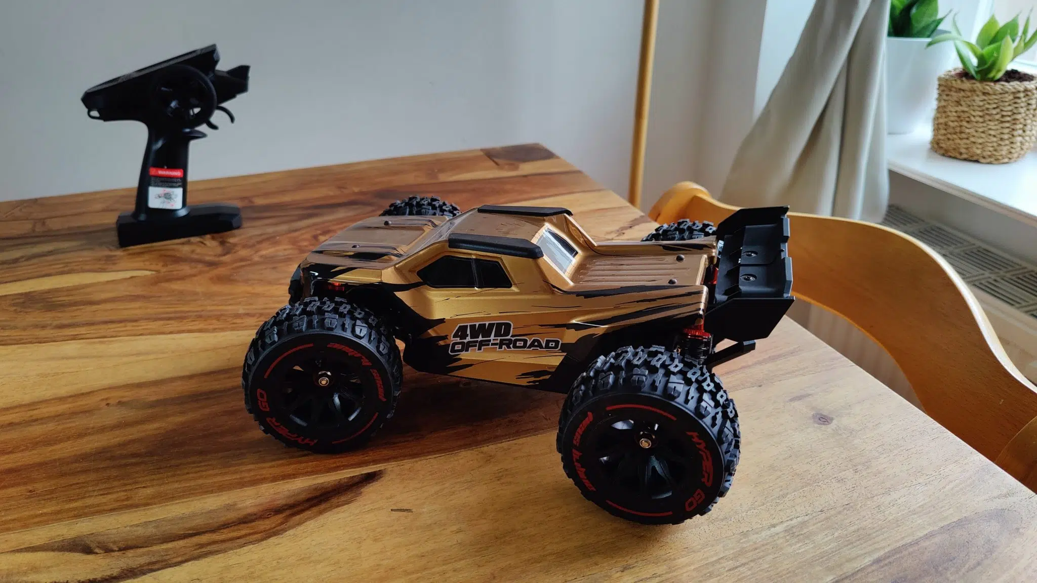 der-beste-mjx-14210-hyper-go-rc-truggy-im-hands-on