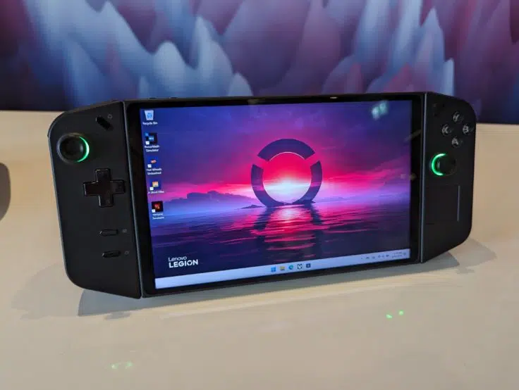 Lenovo Legion Go Gaming-Handheld Front