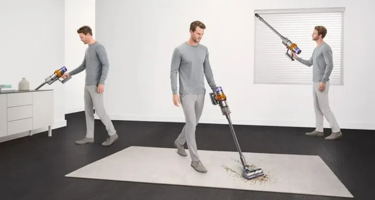 Dyson V15 Detect Absolute bei der arbeit