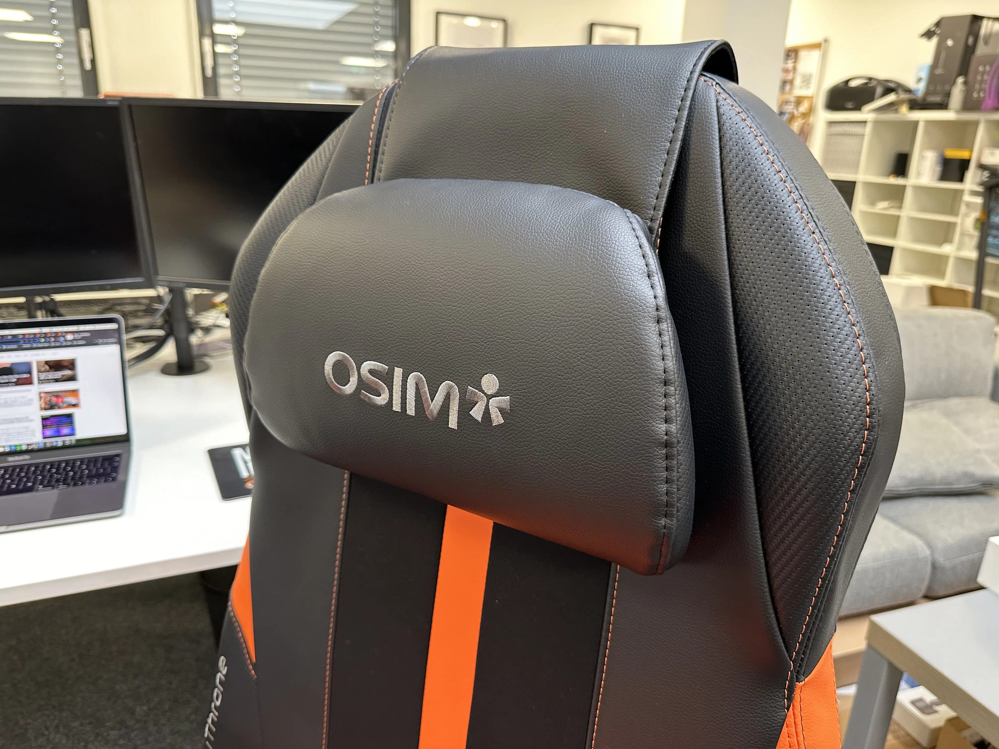 OSIM uThrone KopfstuItze