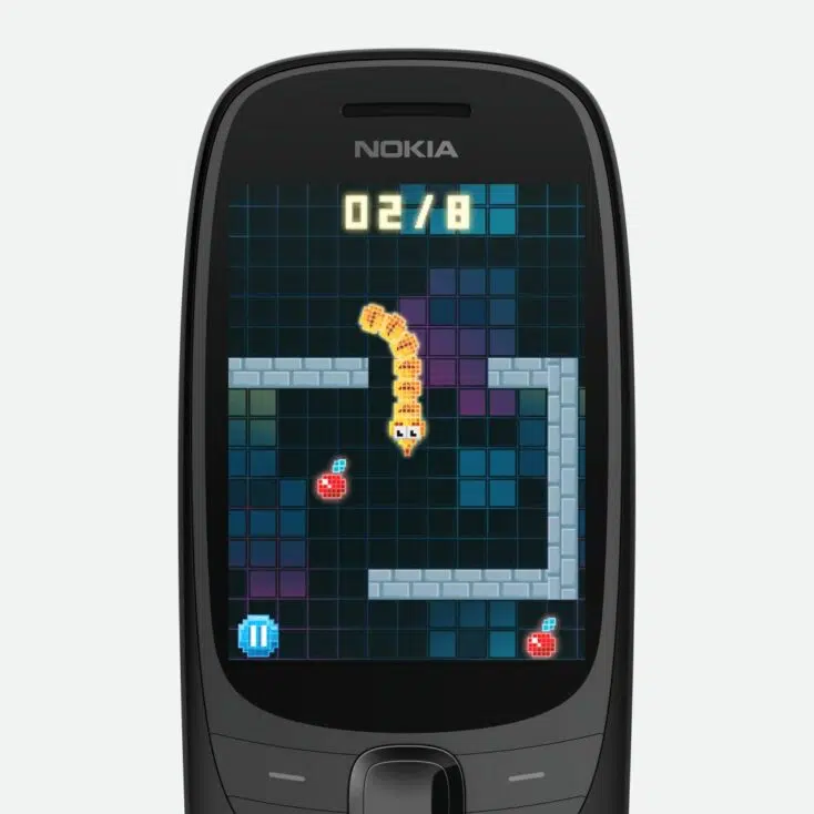 nokia 6310 mit Snake auf dem Display