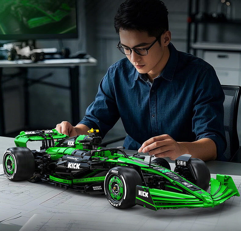 CaDA C640101W KICK Sauber F1 Rennwagen 3 CaDA C640101W KICK Sauber F1 Rennwagen 3