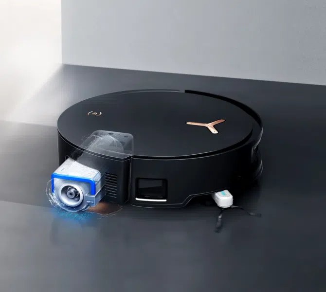 ECOVACS X8 Pro OMNI beim Wischen