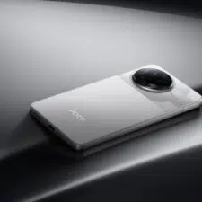 POCO F7 Pro in Silber