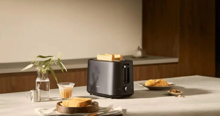 Xiaomi Toaster auf der Küchenzeile