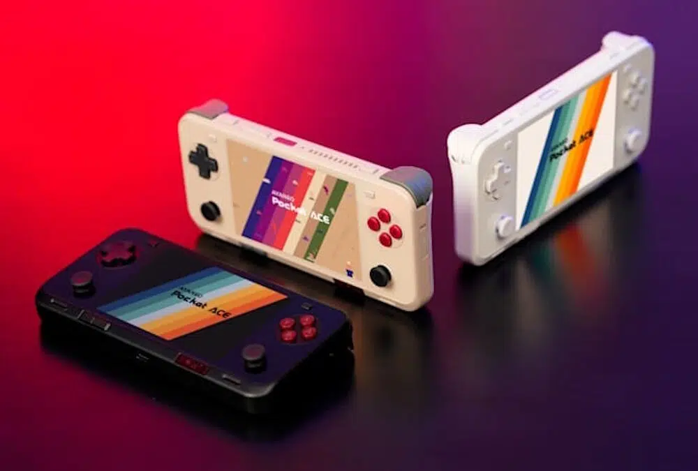 Ayaneo Pocket ACE Retro-Handheld  1