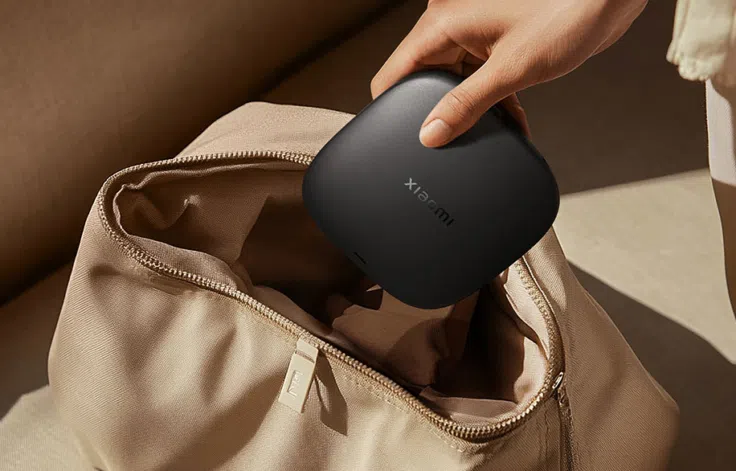 Xiaomi TV Box 5 Max in die Tasche packen