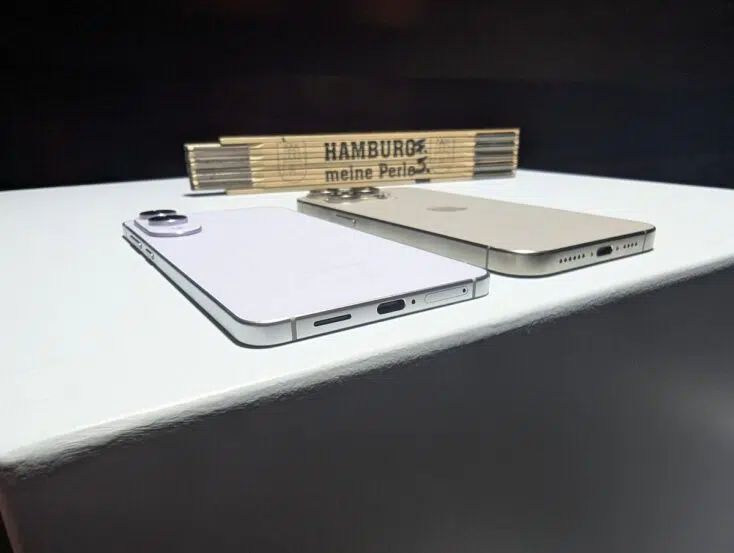 samsung galaxy s25 edge iphone 16 pro samsung galaxy s25 edge iphone 16 pro
